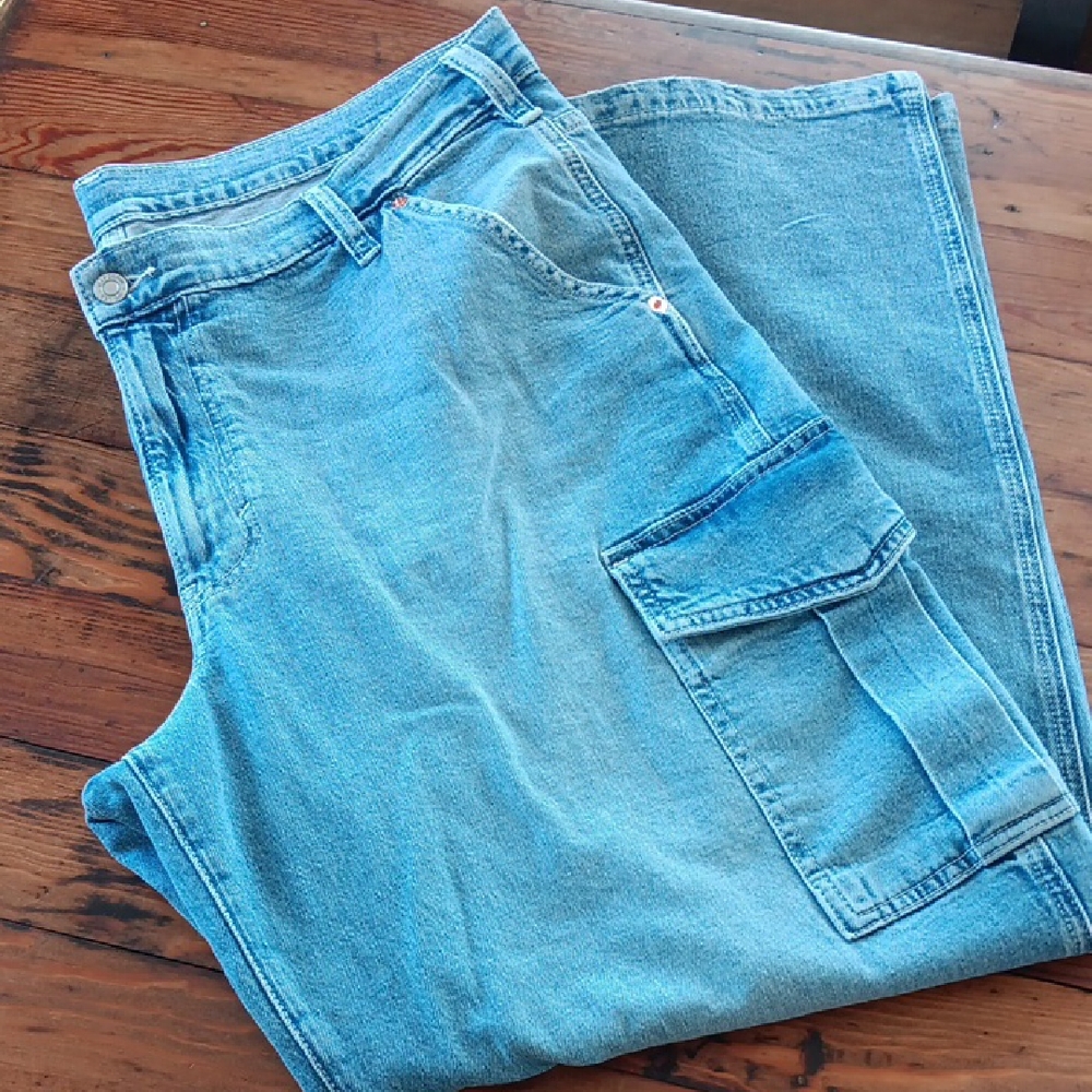 GAP 90s Loose Mid Rise Cargo